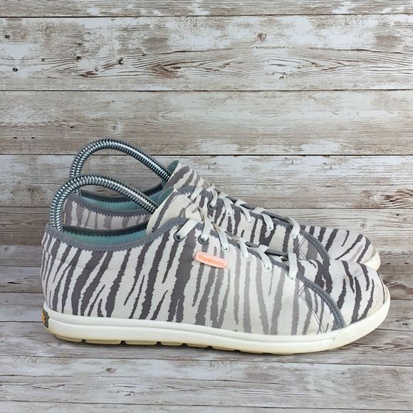 reebok zebra sneakers